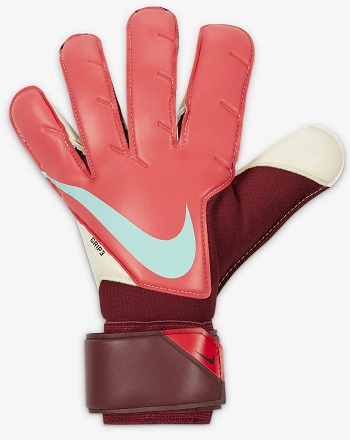 Hasta 30% de descuento Nike + envío gratis en guantes de futbol