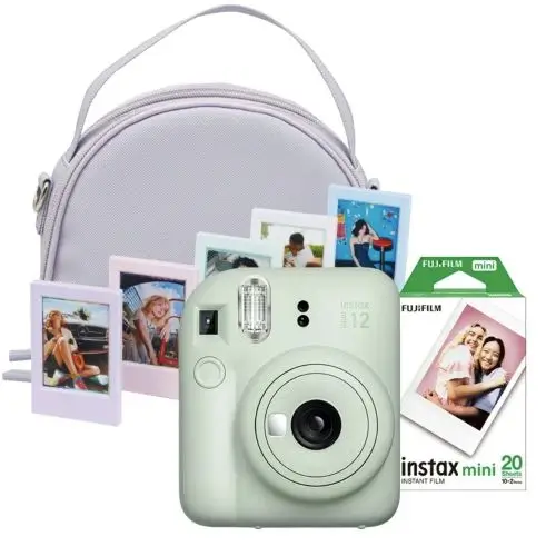 Cámara Instax Mini 12 Verde + cartucho para 20 fotos + bolsa a $1,799 en Bodega Aurrera