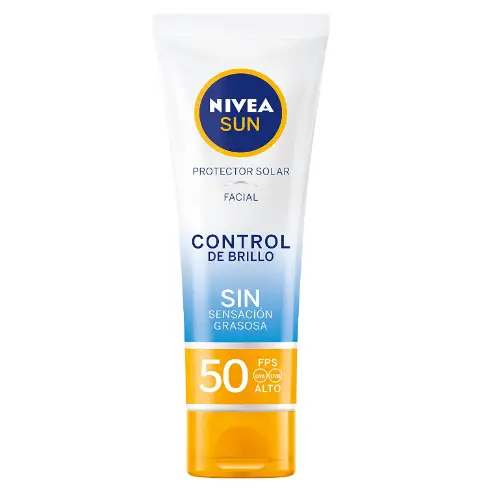 Bloqueador Solar Nivea Sun Protector Solar Facial Control De Brillo (50 ml) con 43% Off por $153 pesos en Amazon